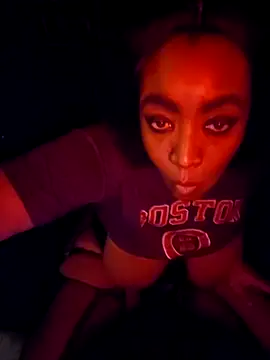 VenezuelaLuxeNoir online show from February 19, 8:47 am