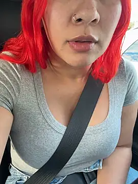 yesslove online show from January 19, 3:41 pm