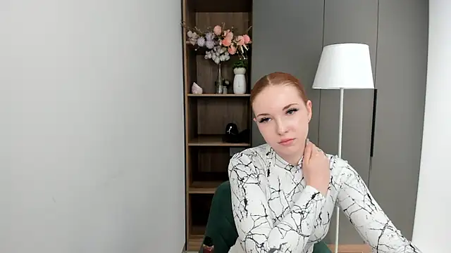 RisaScaggs online show from November 19, 9:20 am