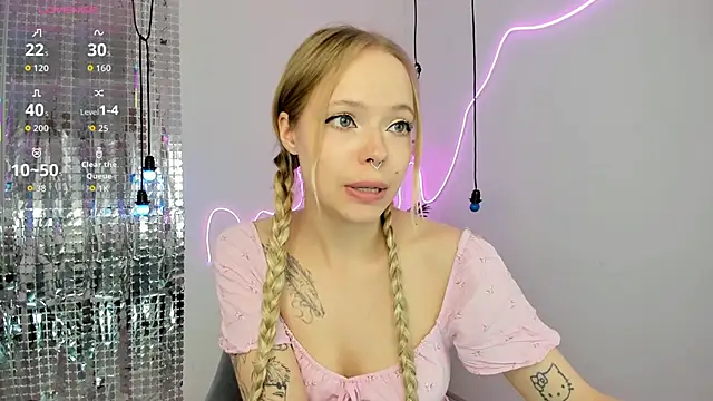 lucy loy online show from January 13, 2:21 pm