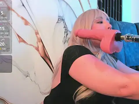 emy eviee online show from December 14, 3:23 am