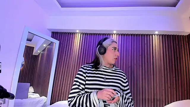 GabyRose9 online show from May 7, 7:28 pm