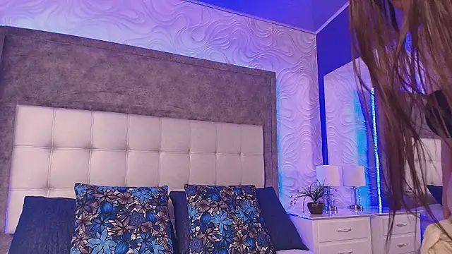 helen larkin online show from February 5, 2:58 am