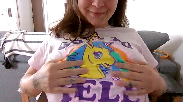 xxxluana online show from December 3, 4:42 pm