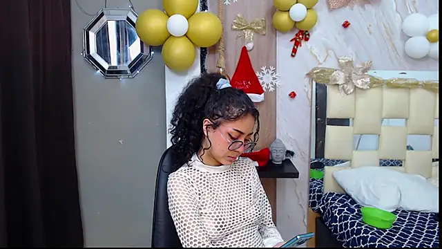 sweett love  online show from November 20, 6:47 am