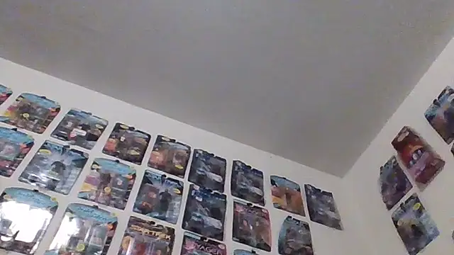 jbrown334 online show from December 1, 8:00 pm