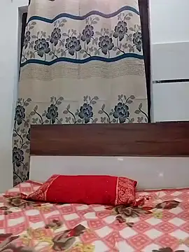 Cute sexy couple online show from November 25, 8:42 pm