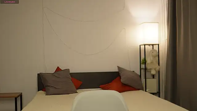 Angelic Lynn online show from December 1, 1:14 pm