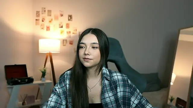 Vexorine online show from April 12, 7:49 pm