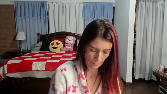 Charlotte-Willson online show from January 16, 12:50 am