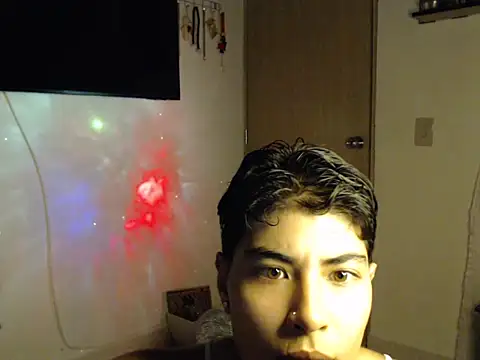 Dakotaflack online show from November 20, 11:50 pm