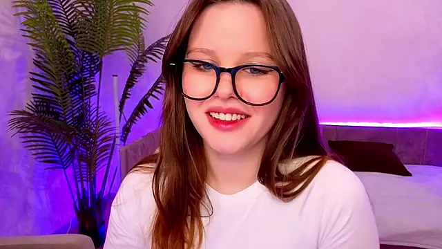 Lana Moon   online show from December 5, 2:22 am