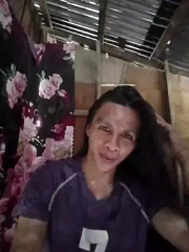 lovelycarla32 online show from December 15, 3:01 am