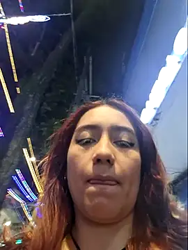 Eveeelyn25 online show from December 16, 1:33 am