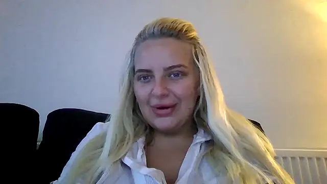 BrattyBabe x online show from November 23, 8:05 am