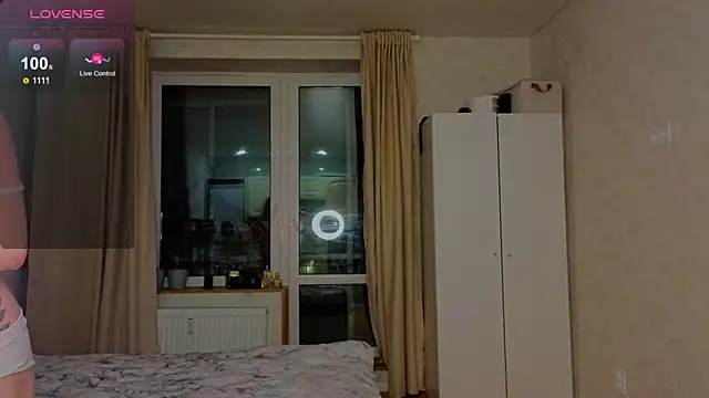 feral  berryss online show from January 10, 4:01 pm