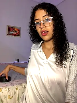 Lucris0304 online show from November 30, 1:10 am