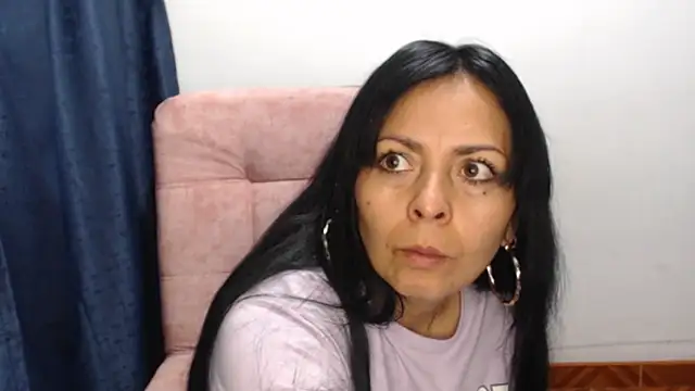 Paolahotty online show from February 16, 3:06 am