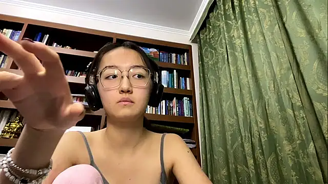 LinaClous online show from January 15, 3:07 pm