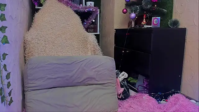 amelialy online show from January 9, 7:02 am