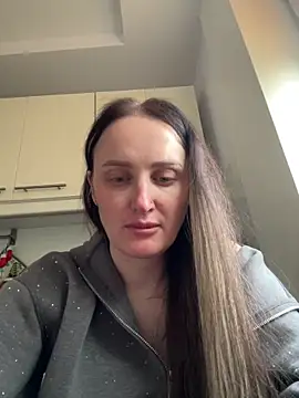 TomilaSi online show from March 1, 3:23 pm