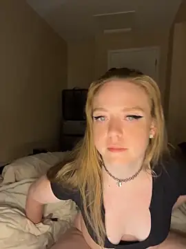 SmirkFans online show from May 22, 4:32 am