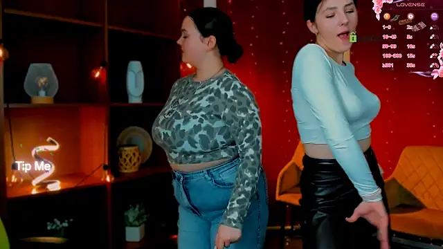 candy flossie1 online show from April 17, 6:59 am