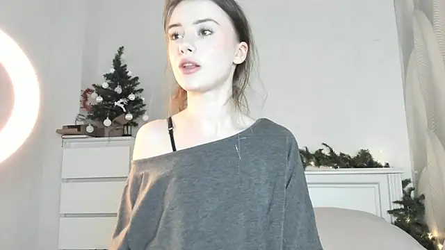 AmyForYouu online show from January 11, 8:14 pm