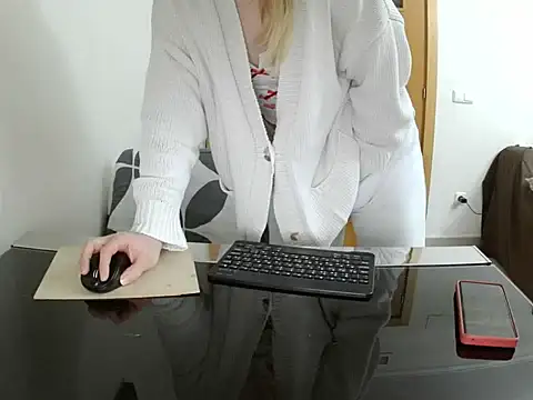 Adelyxveex online show from December 5, 1:05 am