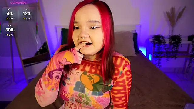 Rose Luvv online show from January 14, 7:24 am