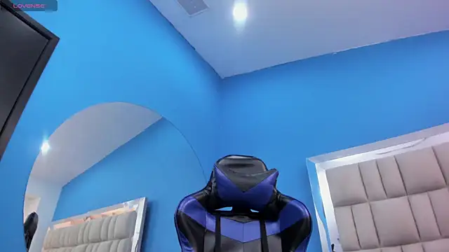 melany love0 online show from December 20, 7:07 pm