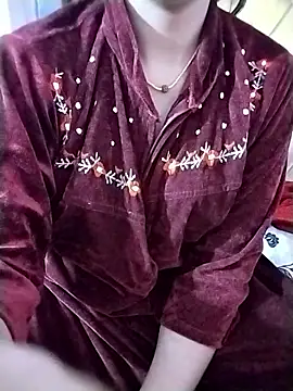 RASHMI SHARMA9 online show from January 8, 7:18 pm