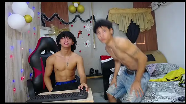 kim curlyy online show from December 17, 2:54 pm