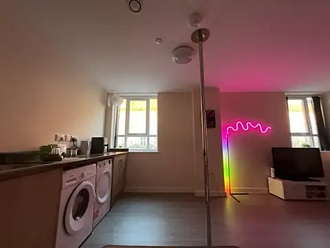 lace xxx online show from January 17, 4:25 pm