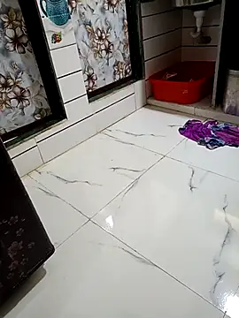 chilllisa online show from December 5, 5:29 am