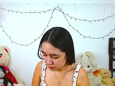 SiennaLorens online show from January 10, 2:44 pm