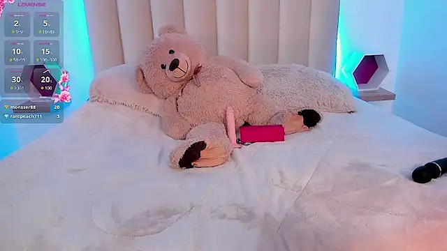 olivia dluxe online show from December 20, 10:14 pm