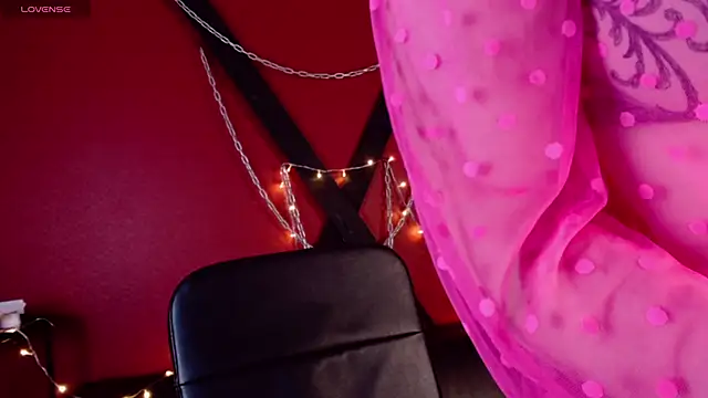 EvelineLaws online show from November 30, 3:16 pm