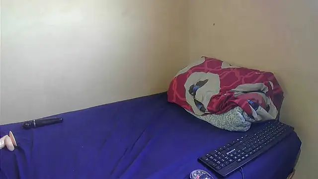 SexyZuluBarbie online show from December 15, 6:51 am