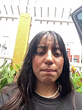 Mia fiire online show from February 14, 7:38 pm