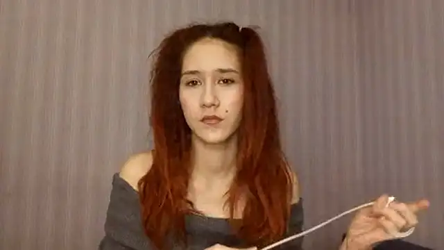 Llssa Morrow online show from December 3, 9:22 am