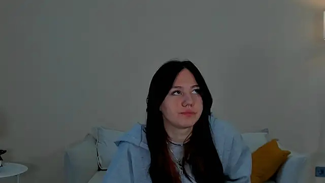 MyrtieSerisky online show from December 1, 9:13 am