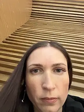 ZaraHill online show from December 2, 4:03 am