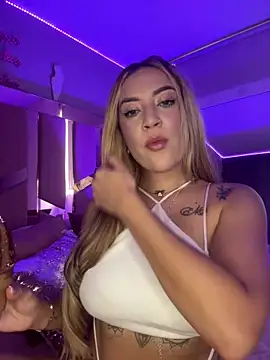 AlyonaWester  online show from February 20, 9:15 pm