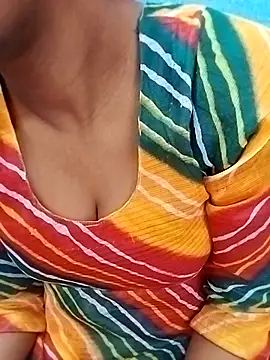 Puja-hot11 online show from December 3, 9:11 am