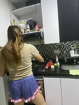 ljoha online show from December 4, 11:27 pm