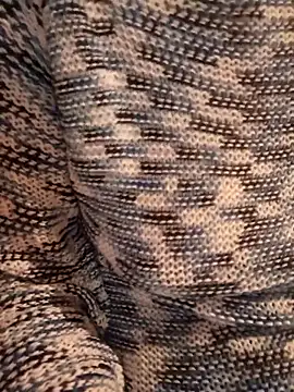 gatitachula93 online show from April 14, 11:38 pm