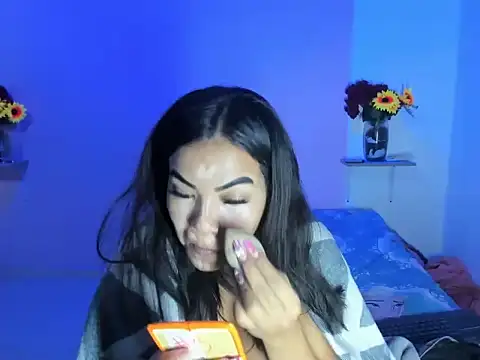 18teenssexy online show from December 17, 11:25 am