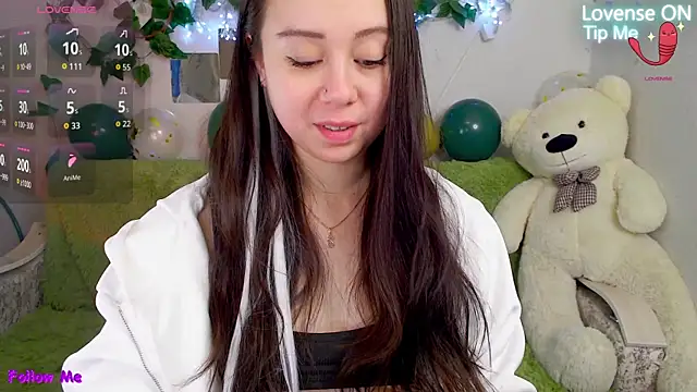 AlinaEleven online show from December 14, 11:43 pm