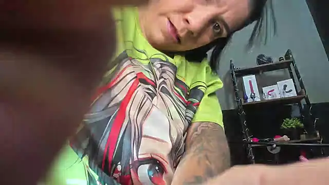 Shadia Squirt online show from December 2, 12:34 am